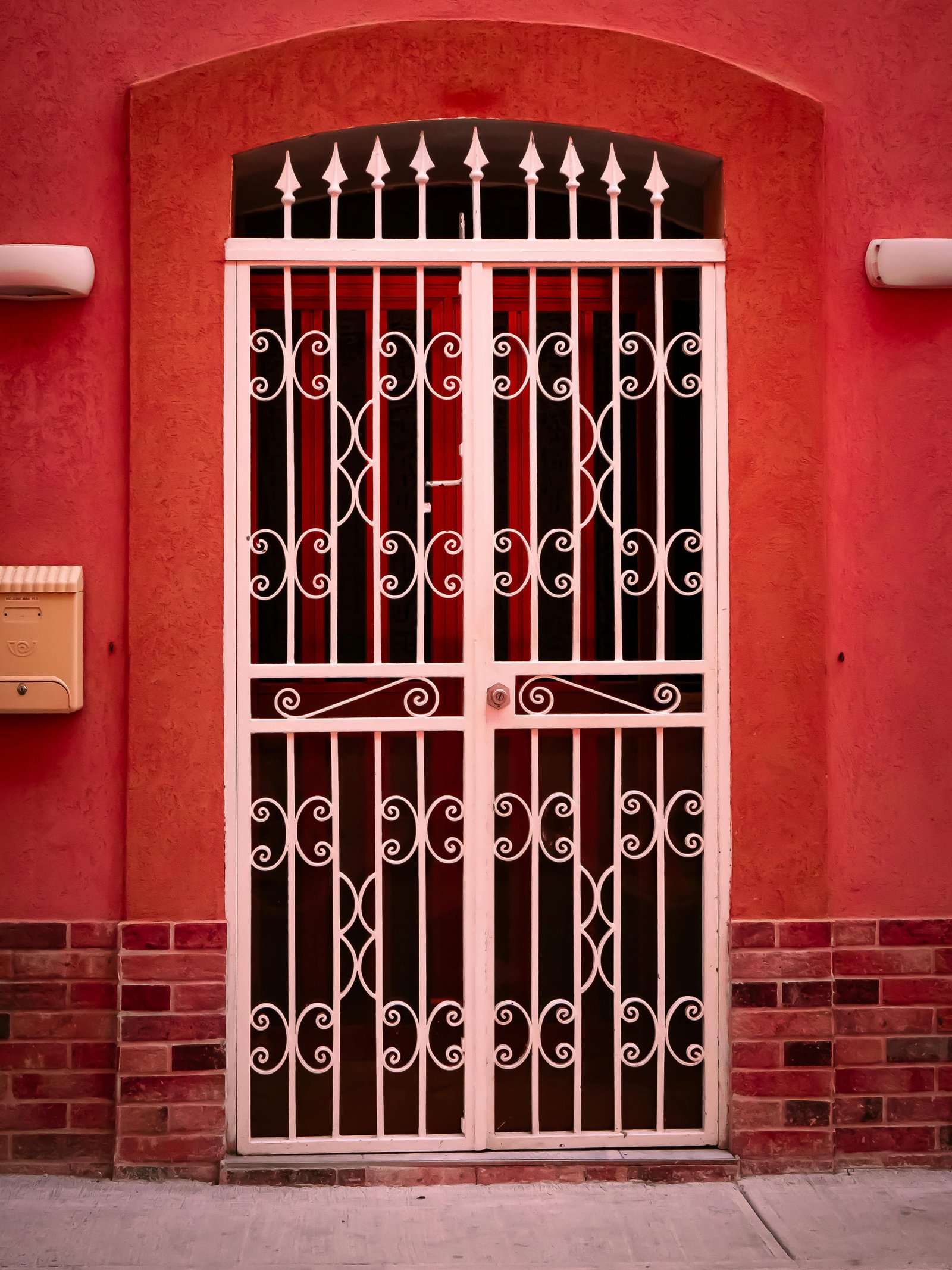 Gate Painting